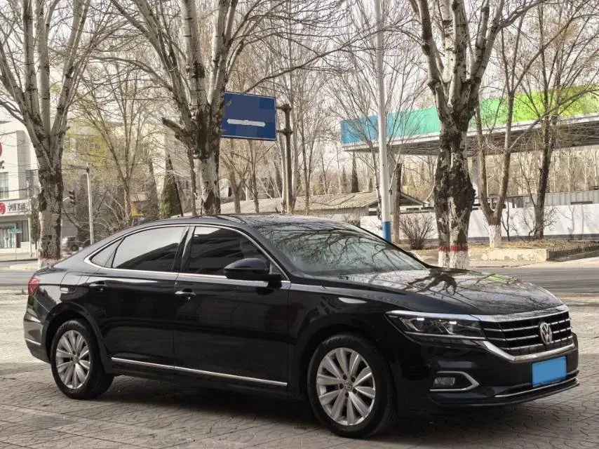 2019 Volvo V40 1.5T 152HP L4 6AT,autocango,china used car exporter,china ev exporter,chinese used car exporter,chinese used ev exporter