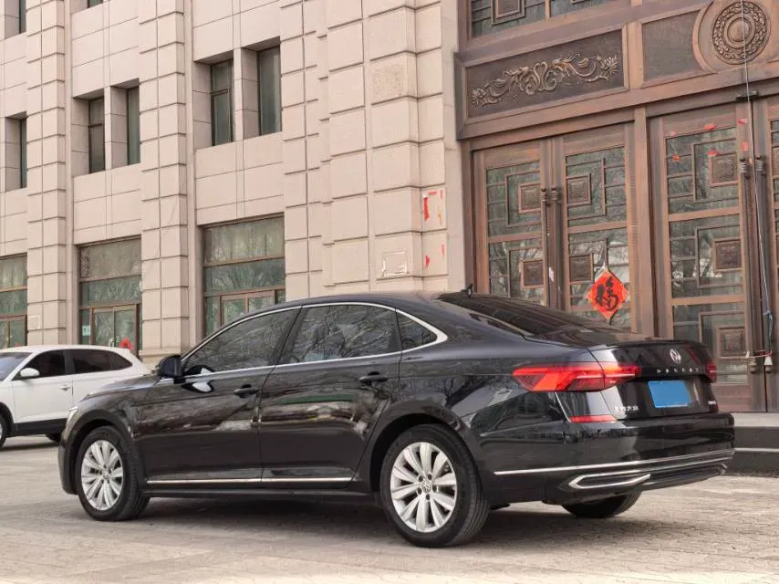 2019 Volvo V40 1.5T 152HP L4 6AT,autocango,china used car exporter,china ev exporter,chinese used car exporter,chinese used ev exporter