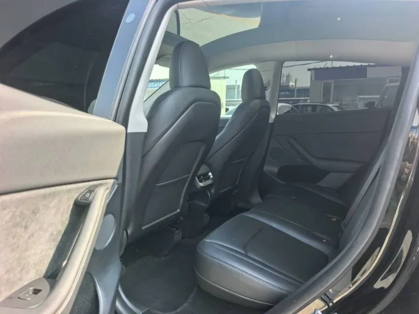 2022 Tesla Model Y BEV 60KWH,autocango,china used car exporter,china ev exporter,chinese used car exporter,chinese used ev exporter