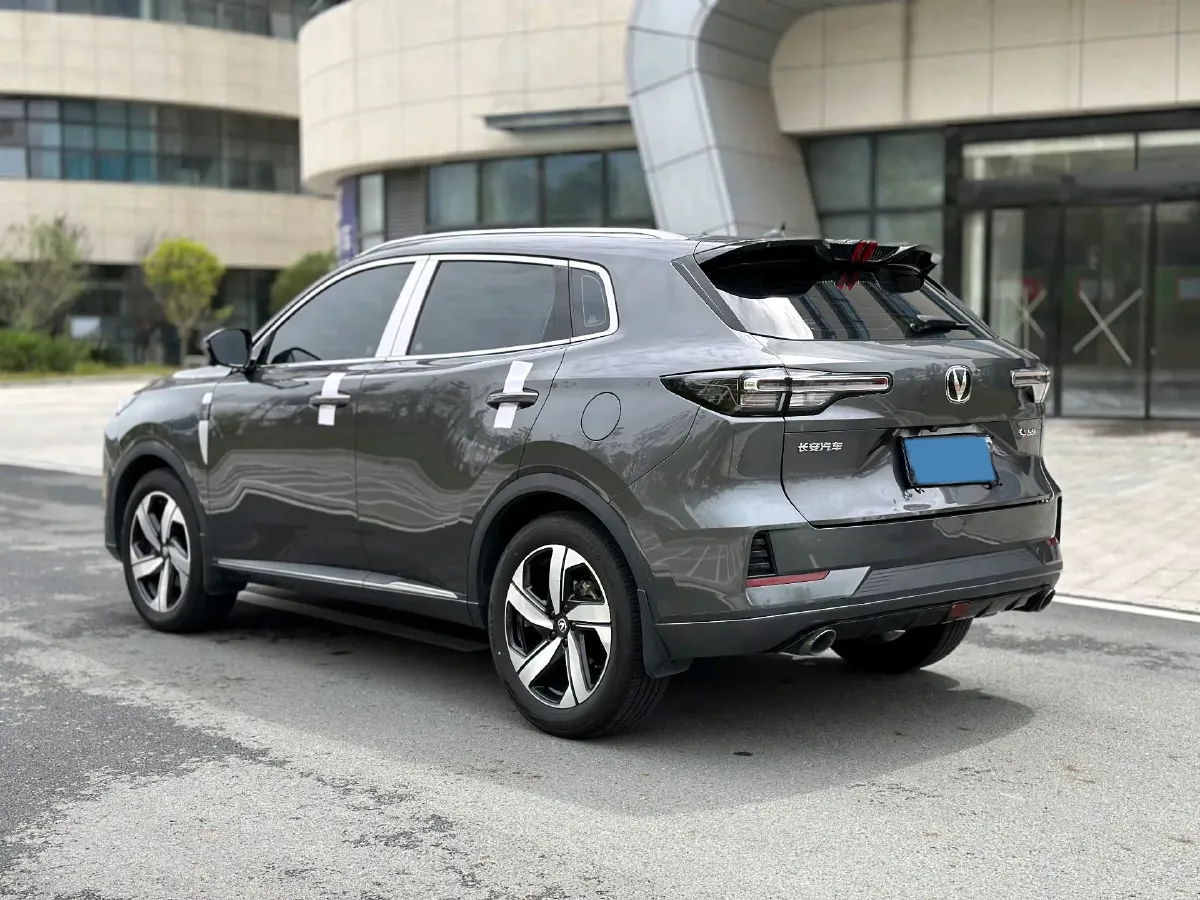 2024 ChangAn CS55 Plus 1.5T 188HP L4 7DCT,autocango,china used car exporter,china ev exporter,chinese used car exporter,chinese used ev exporter