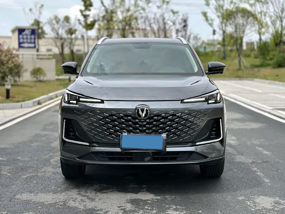 2024 ChangAn CS55 Plus 1.5T 188HP L4 7DCT,autocango,china used car exporter,china ev exporter,chinese used car exporter,chinese used ev exporter