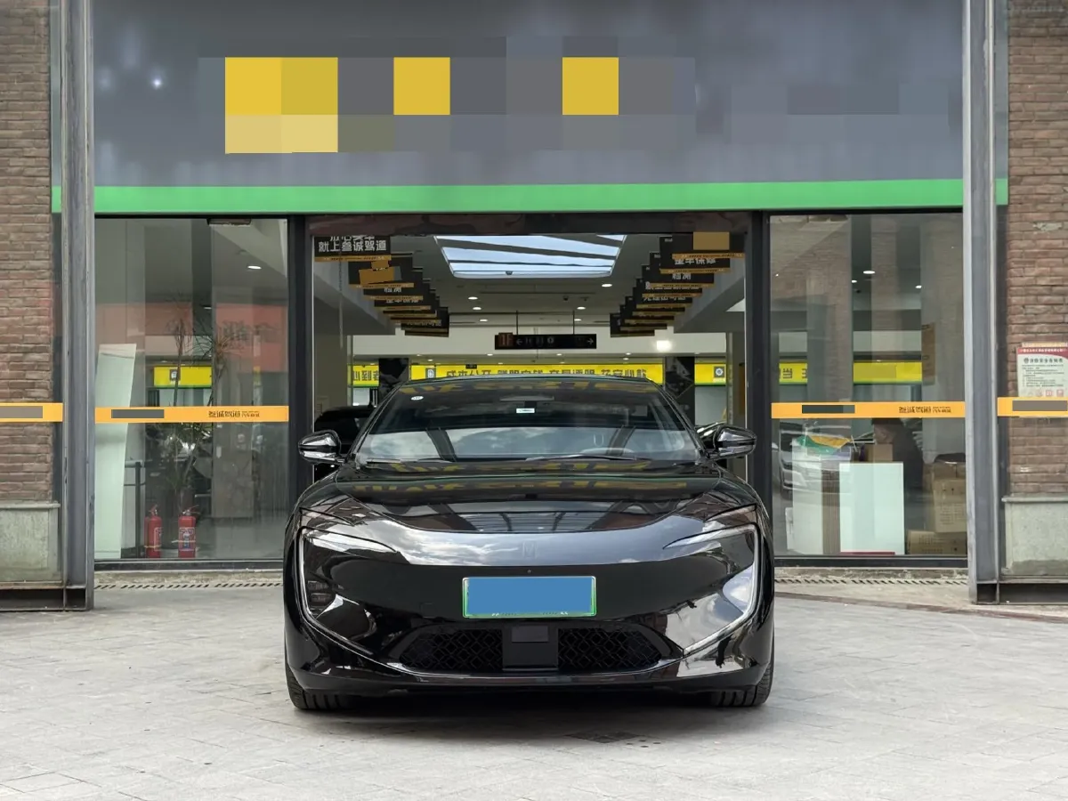 2026 Avatr 12 1.5T 156HP L4 REEV,autocango,china used car exporter,china ev exporter,chinese used car exporter,chinese used ev exporter