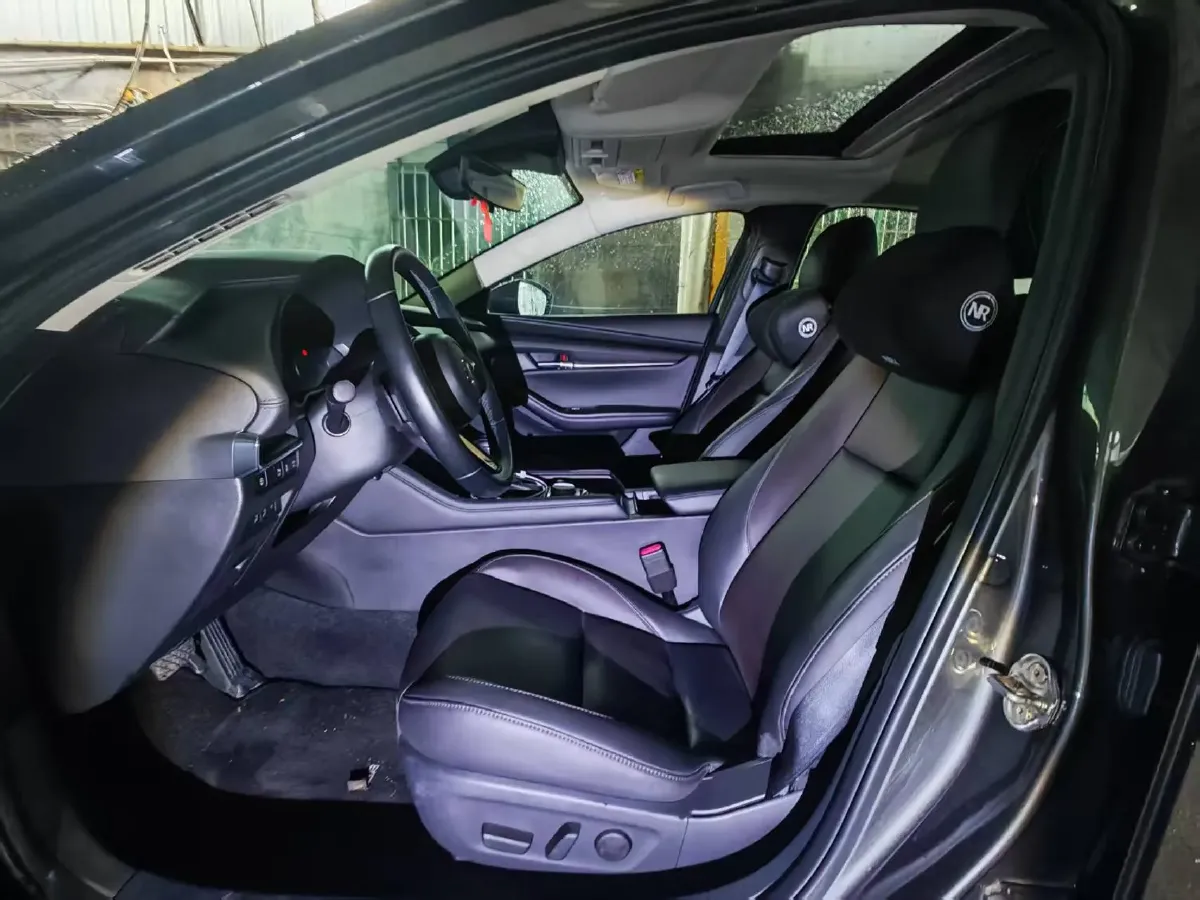 2022 Mazda 3 Axela 2.0L 158HP L4 6AT,autocango,china used car exporter,china ev exporter,chinese used car exporter,chinese used ev exporter