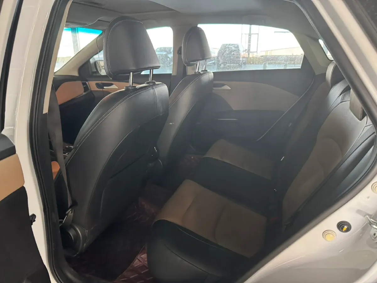 2021 Chevrolet Monza 1.5L 113HP L4 6AT,autocango,china used car exporter,china ev exporter,chinese used car exporter,chinese used ev exporter