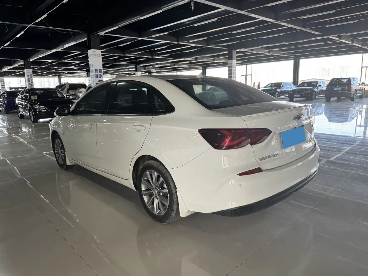 2021 Chevrolet Monza 1.5L 113HP L4 6AT,autocango,china used car exporter,china ev exporter,chinese used car exporter,chinese used ev exporter