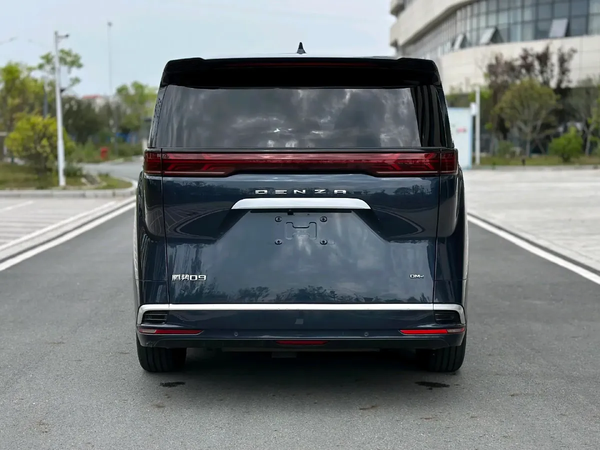 2022 HongQi HS7 3.0T 337HP V6 8AT,autocango,china used car exporter,china ev exporter,chinese used car exporter,chinese used ev exporter