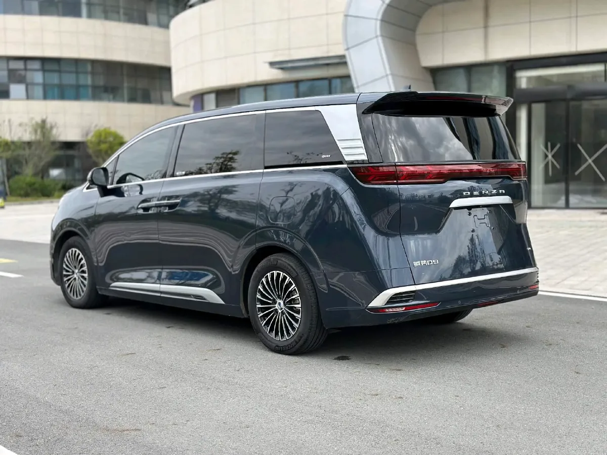 2022 HongQi HS7 3.0T 337HP V6 8AT,autocango,china used car exporter,china ev exporter,chinese used car exporter,chinese used ev exporter
