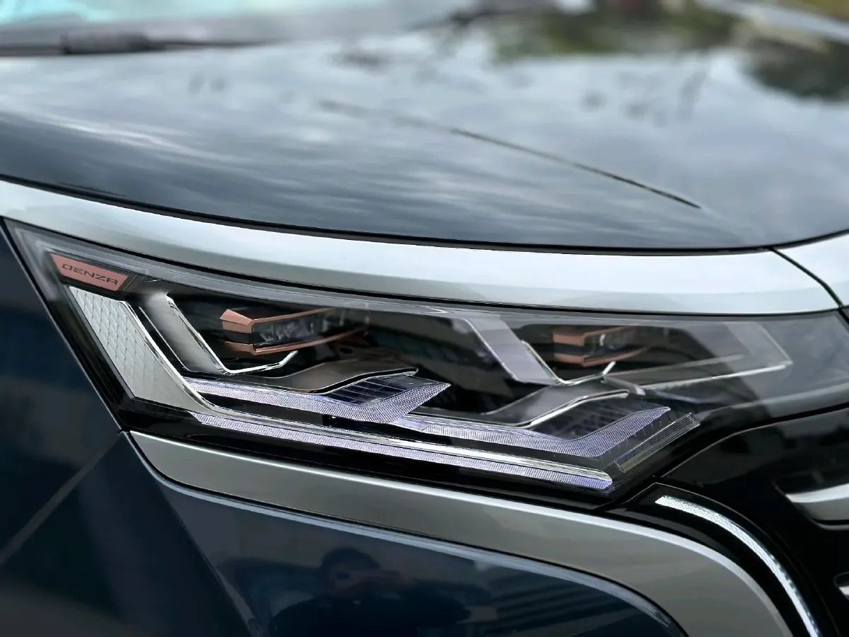 2022 HongQi HS7 3.0T 337HP V6 8AT,autocango,china used car exporter,china ev exporter,chinese used car exporter,chinese used ev exporter