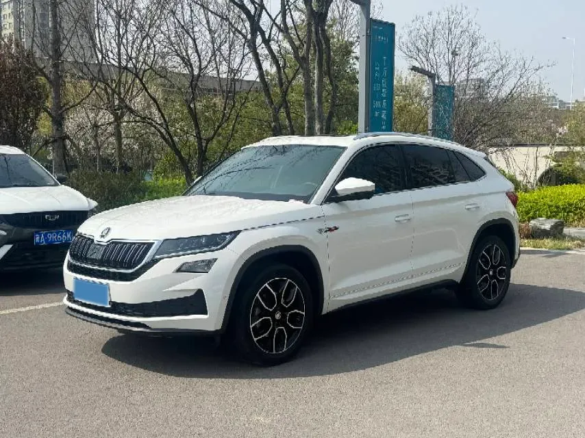 2019 Skoda Kodiak GT 2.0T 220HP L4 7DCT,autocango,china used car exporter,china ev exporter,chinese used car exporter,chinese used ev exporter