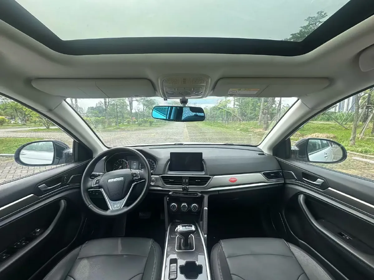 2019 Haval H6 1.5T 150HP L4 7DCT,autocango,china used car exporter,china ev exporter,chinese used car exporter,chinese used ev exporter