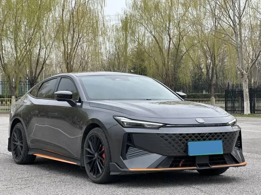 2024 ChangAn UNI-V 1.5T 188HP L4 7DCT,autocango,china used car exporter,china ev exporter,chinese used car exporter,chinese used ev exporter