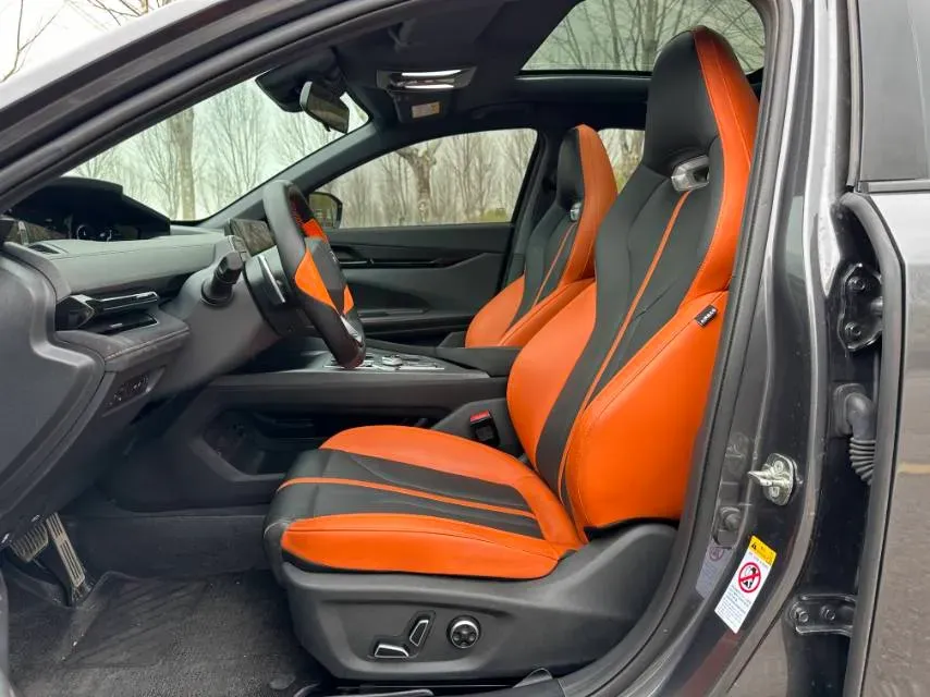 2024 ChangAn UNI-V 1.5T 188HP L4 7DCT,autocango,china used car exporter,china ev exporter,chinese used car exporter,chinese used ev exporter