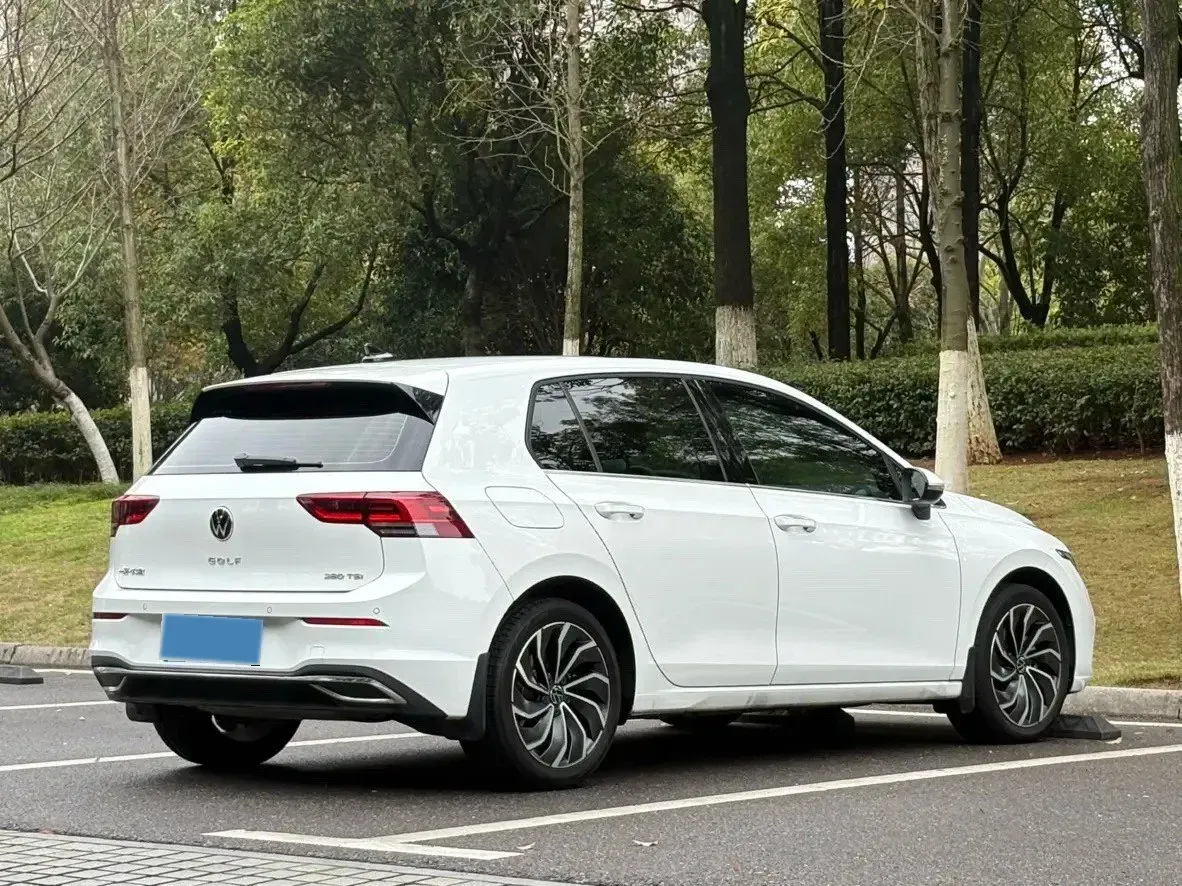 2023 Volkswagen Golf 1.4T 150HP L4 7DCT,autocango,china used car exporter,china ev exporter,chinese used car exporter,chinese used ev exporter