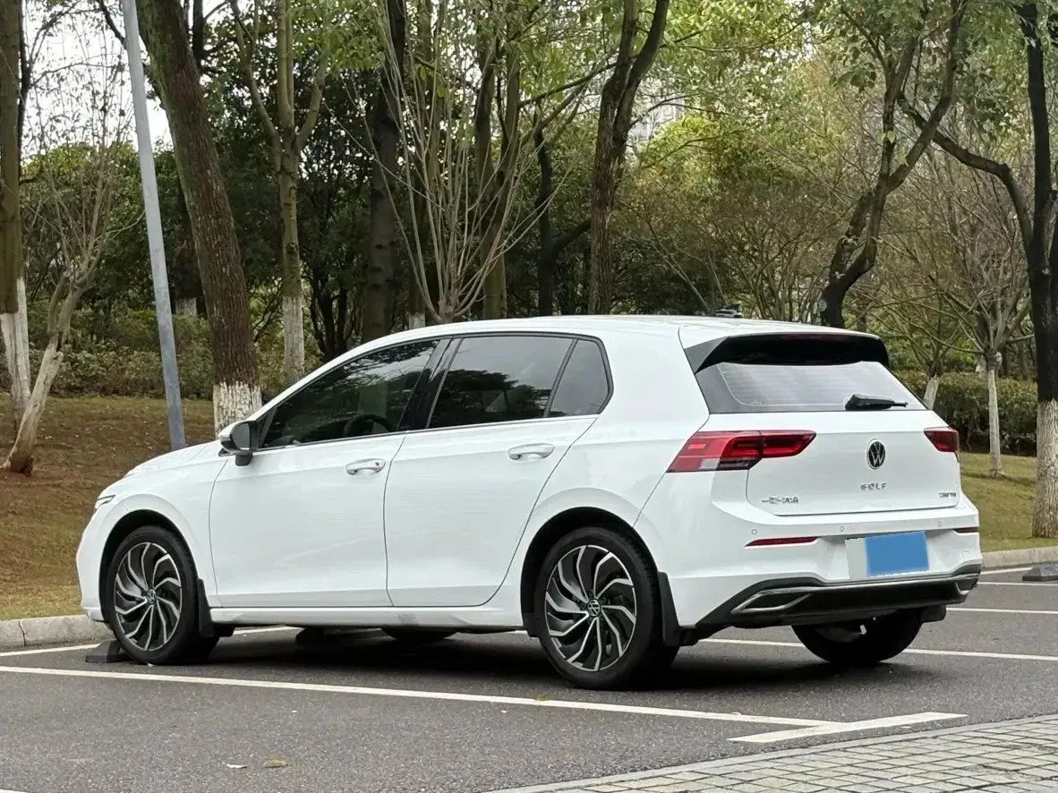 2023 Volkswagen Golf 1.4T 150HP L4 7DCT,autocango,china used car exporter,china ev exporter,chinese used car exporter,chinese used ev exporter