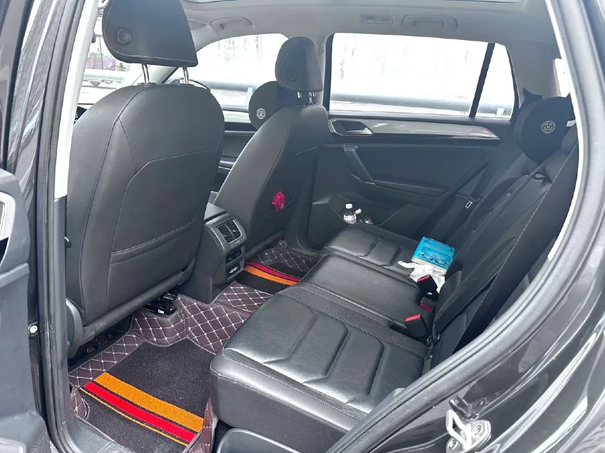 2019 Jeep Cherokee 2.0T 234HP L4 9AT,autocango,china used car exporter,china ev exporter,chinese used car exporter,chinese used ev exporter