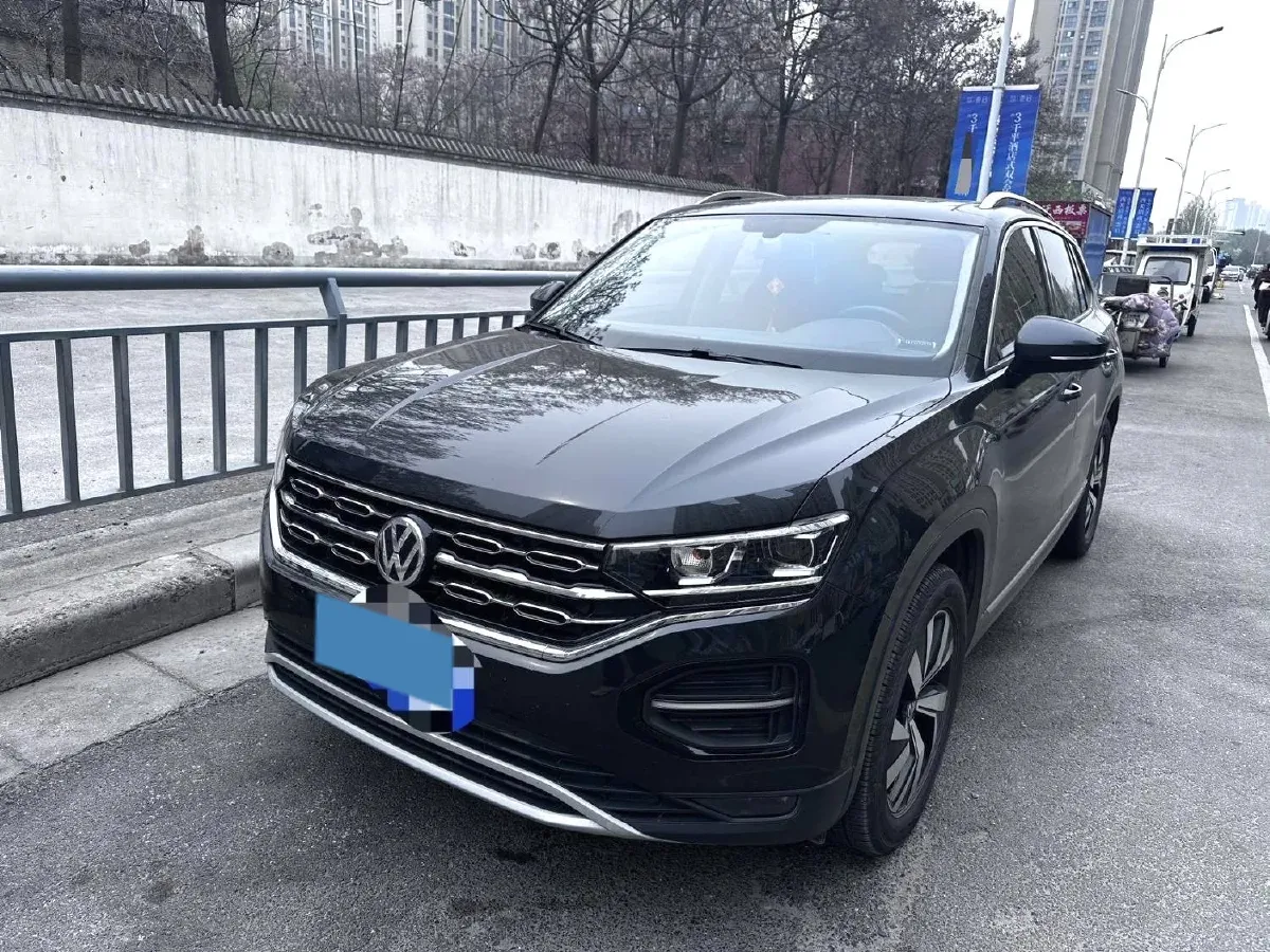 2019 Jeep Cherokee 2.0T 234HP L4 9AT,autocango,china used car exporter,china ev exporter,chinese used car exporter,chinese used ev exporter