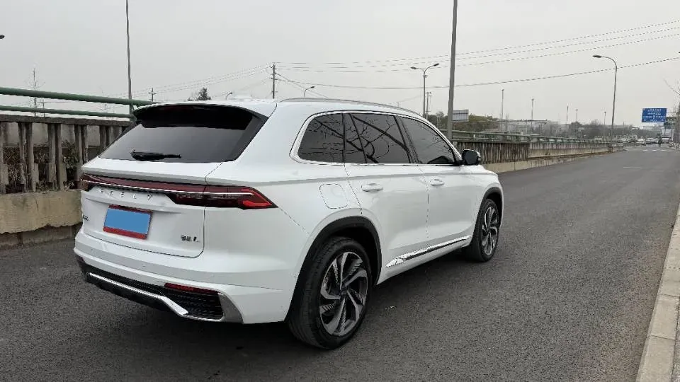 2021 Geely Monjaro 2.0T 218HP L4 7DCT,autocango,china used car exporter,china ev exporter,chinese used car exporter,chinese used ev exporter