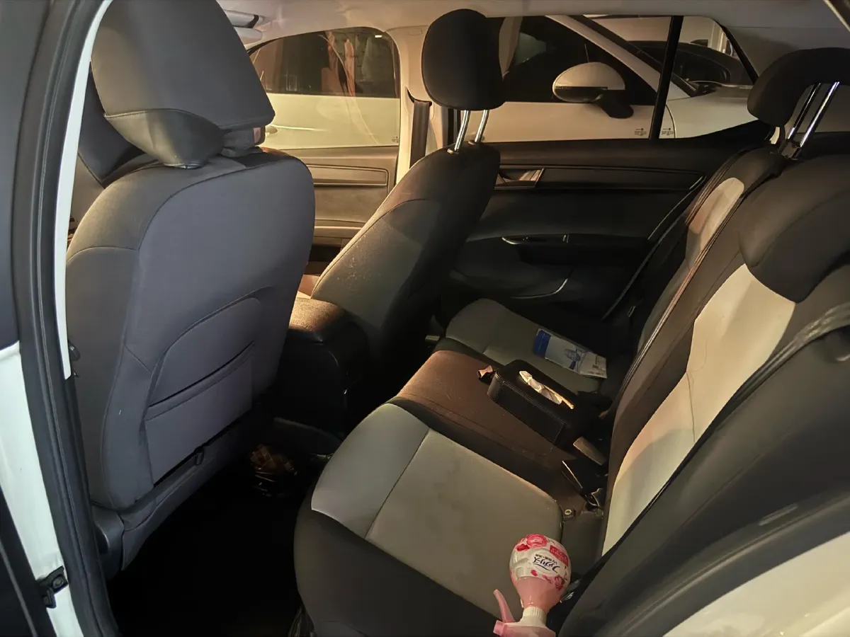 2017 Skoda Fabia 1.4L 90HP L4 6AT,autocango,china used car exporter,china ev exporter,chinese used car exporter,chinese used ev exporter