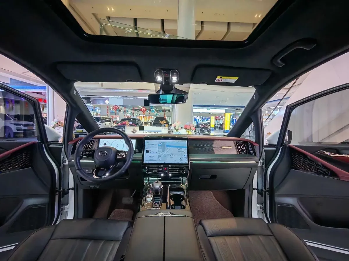 2023 GAC Trumpchi M8 2.0T 252HP L4 8AT,autocango,china used car exporter,china ev exporter,chinese used car exporter,chinese used ev exporter