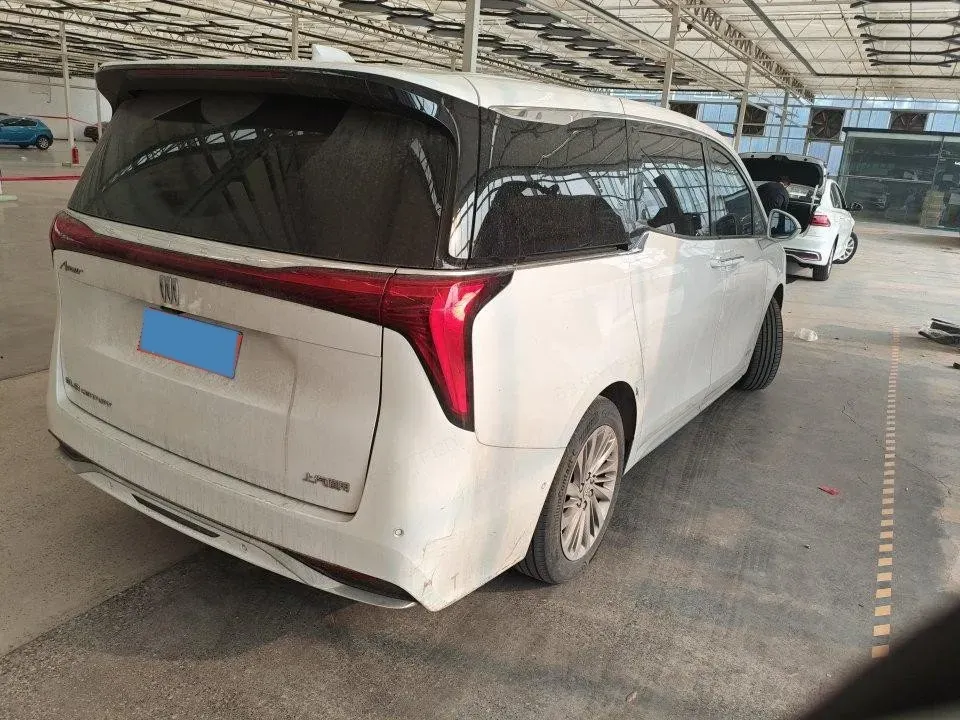2023 Buick Century 2.0T 237HP L4 9AT,autocango,china used car exporter,china ev exporter,chinese used car exporter,chinese used ev exporter