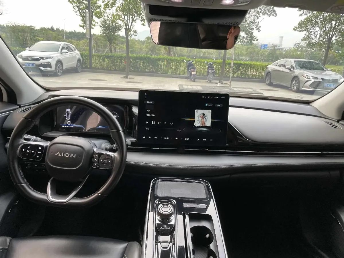 2022 ChangAn Oshan Z6 1.5T 170HP L4 6TCT PHEV 28.4KWH,autocango,china used car exporter,china ev exporter,chinese used car exporter,chinese used ev exporter