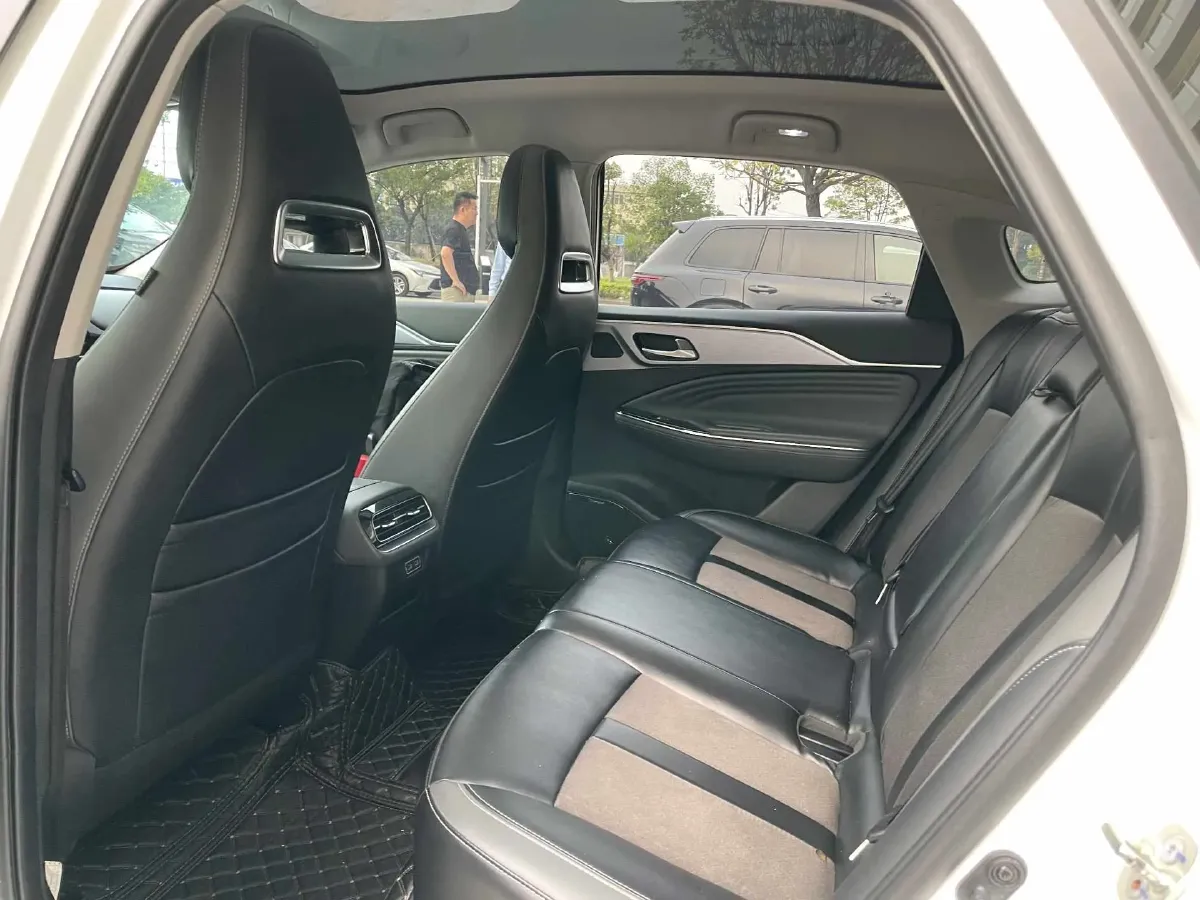 2022 ChangAn Oshan Z6 1.5T 170HP L4 6TCT PHEV 28.4KWH,autocango,china used car exporter,china ev exporter,chinese used car exporter,chinese used ev exporter