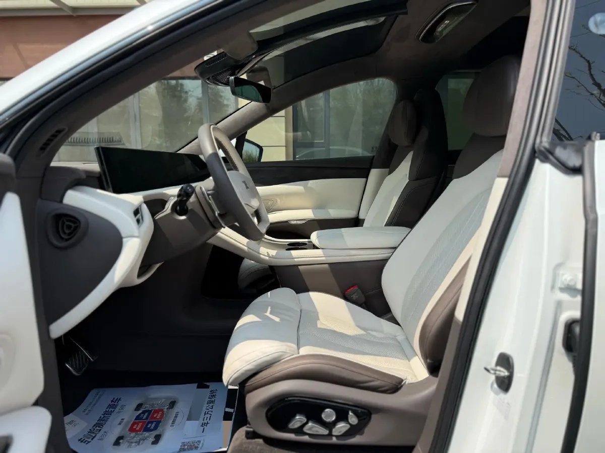 2023 IM LS7 BEV 100KWH,autocango,china used car exporter,china ev exporter,chinese used car exporter,chinese used ev exporter