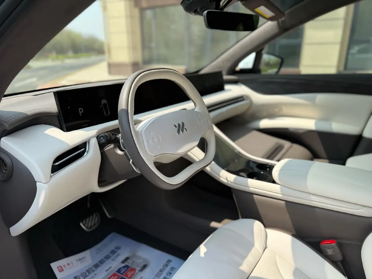 2023 IM LS7 BEV 100KWH,autocango,china used car exporter,china ev exporter,chinese used car exporter,chinese used ev exporter