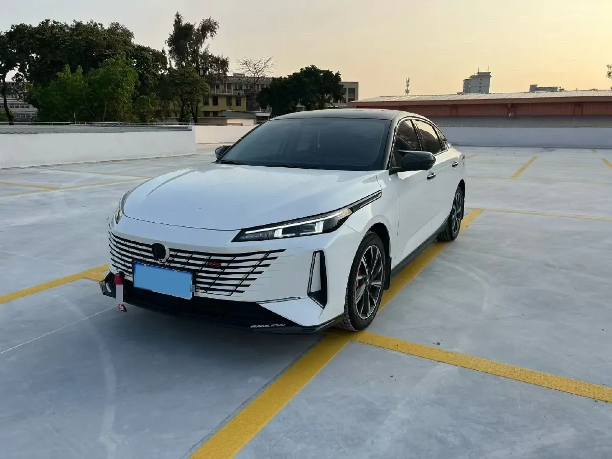 2025 ChangAn Eado 1.5T 192HP L4 7DCT,autocango,china used car exporter,china ev exporter,chinese used car exporter,chinese used ev exporter