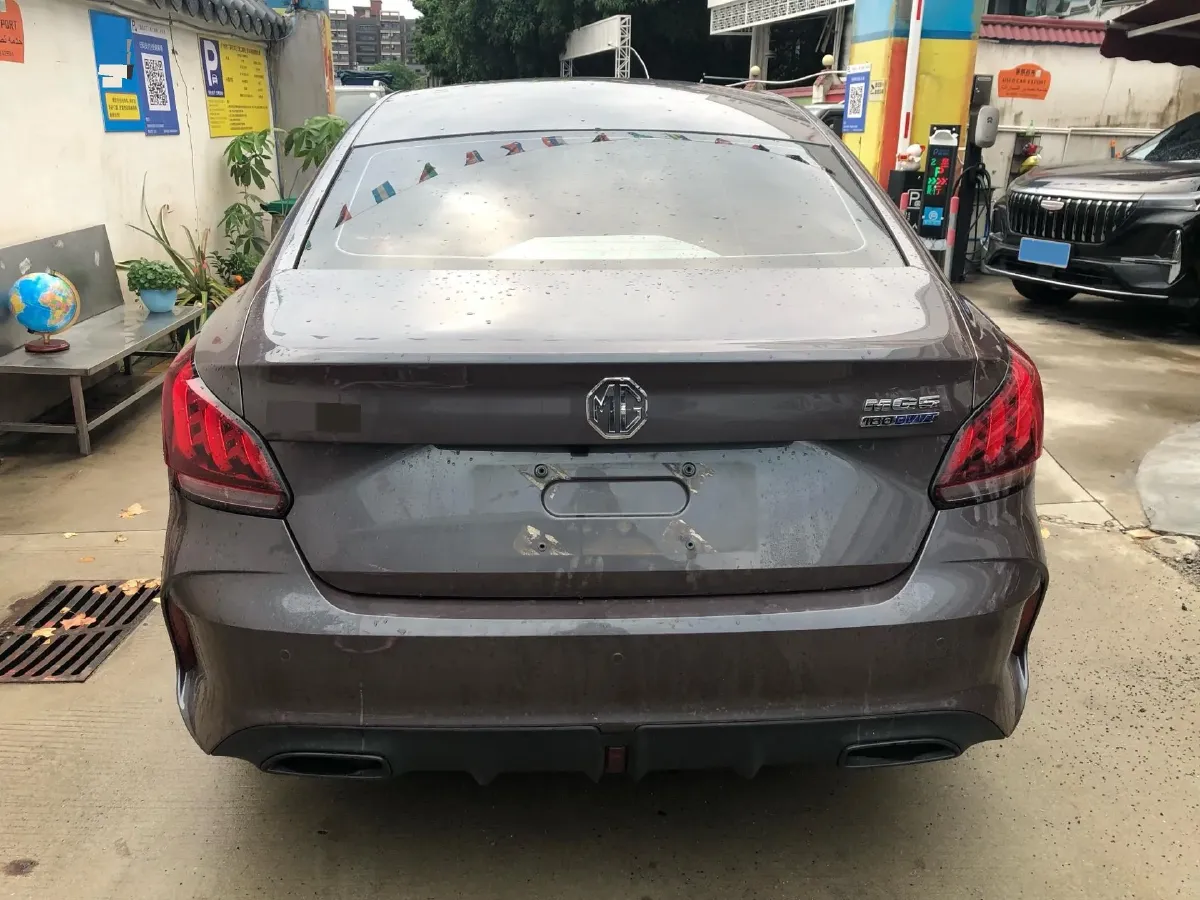 2023 MG 5 1.5L 129HP L4 5MT,autocango,china used car exporter,china ev exporter,chinese used car exporter,chinese used ev exporter
