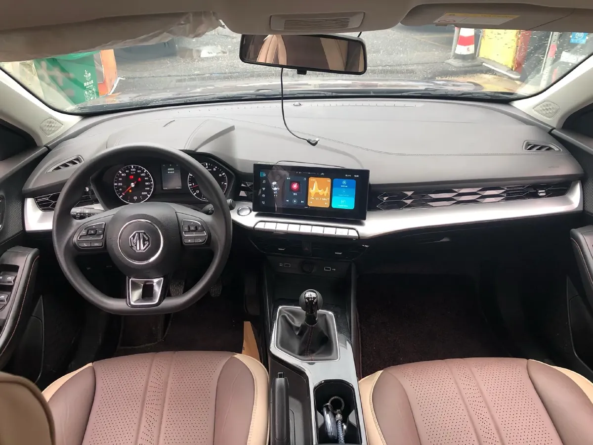 2023 MG 5 1.5L 129HP L4 5MT,autocango,china used car exporter,china ev exporter,chinese used car exporter,chinese used ev exporter