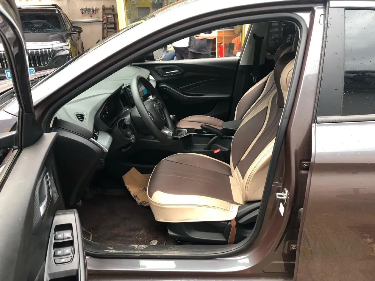 2023 MG 5 1.5L 129HP L4 5MT,autocango,china used car exporter,china ev exporter,chinese used car exporter,chinese used ev exporter