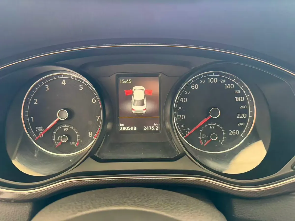 2017 Volkswagen Passat 1.8T 180HP L4 7DCT,autocango,china used car exporter,china ev exporter,chinese used car exporter,chinese used ev exporter