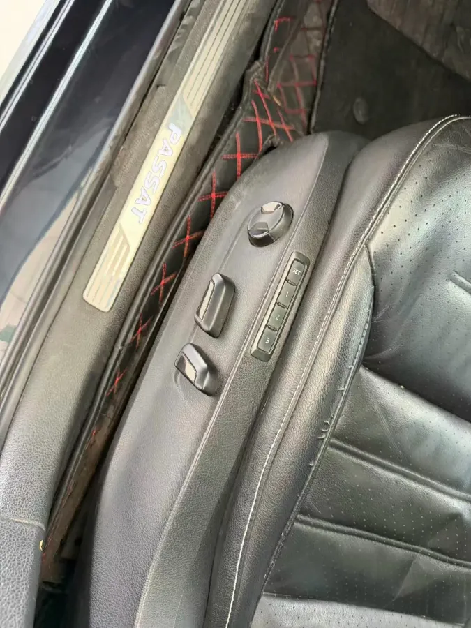 2017 Volkswagen Passat 1.8T 180HP L4 7DCT,autocango,china used car exporter,china ev exporter,chinese used car exporter,chinese used ev exporter