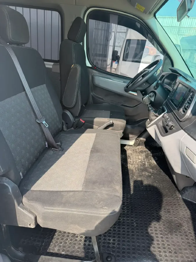 2023 MAXUS XinTu V80 2.0T 139HP L4 6MT,autocango,china used car exporter,china ev exporter,chinese used car exporter,chinese used ev exporter