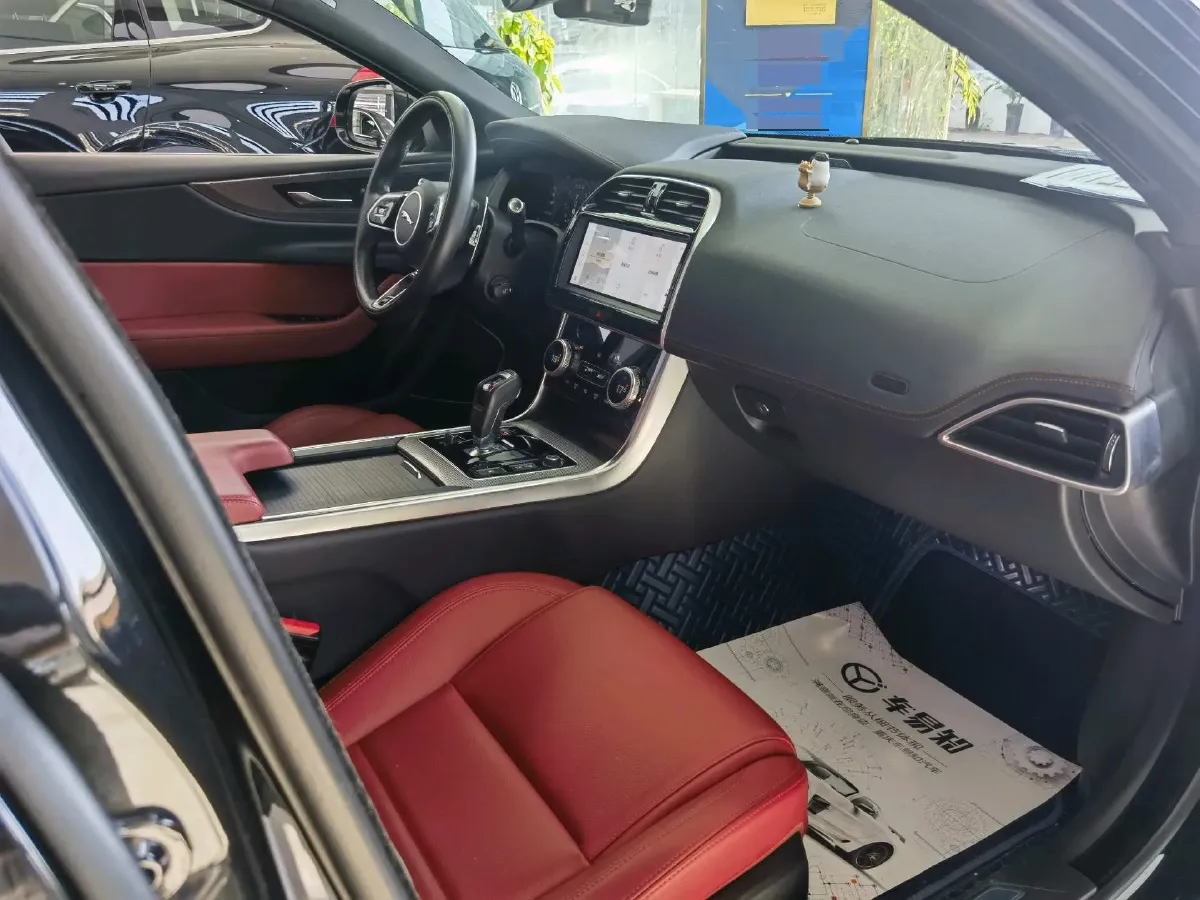 2022 Jaguar XEL 2.0T 250HP L4 8AT,autocango,china used car exporter,china ev exporter,chinese used car exporter,chinese used ev exporter