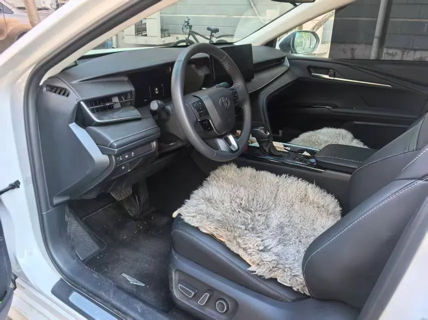 2026 Toyota Camry 2.0L 152HP L4 E-CVT Hybrid,autocango,china used car exporter,china ev exporter,chinese used car exporter,chinese used ev exporter