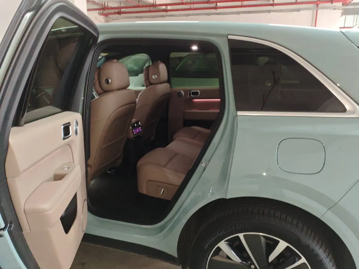 2025 Li L6 Range Extended 154HP L4 REEV,autocango,china used car exporter,china ev exporter,chinese used car exporter,chinese used ev exporter