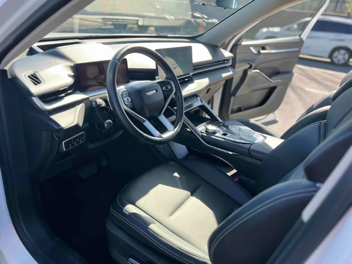 2021 Haval H6 2.0T 211HP L4 7DCT,autocango,china used car exporter,china ev exporter,chinese used car exporter,chinese used ev exporter