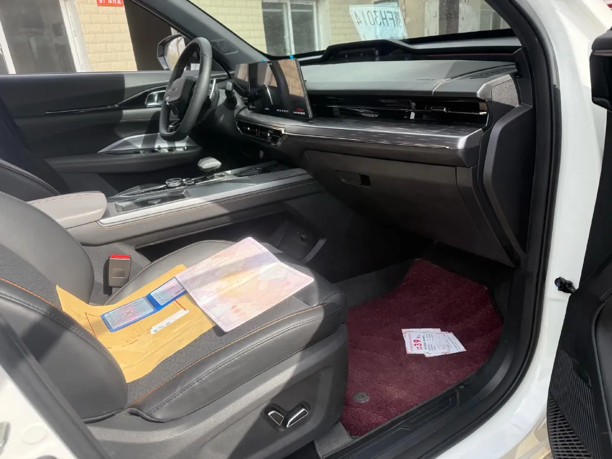 2023 ChangAn UNI-K iDD 1.5T 170HP L4 6TCT PHEV 28.39KWH,autocango,china used car exporter,china ev exporter,chinese used car exporter,chinese used ev exporter