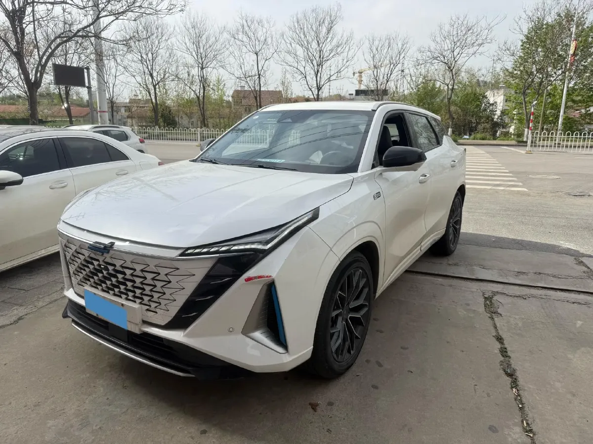 2023 ChangAn UNI-K iDD 1.5T 170HP L4 6TCT PHEV 28.39KWH,autocango,china used car exporter,china ev exporter,chinese used car exporter,chinese used ev exporter