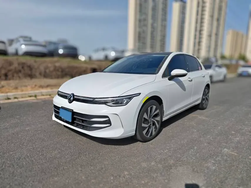 2025 Volkswagen Golf 1.5T 160HP L4 7DCT,autocango,china used car exporter,china ev exporter,chinese used car exporter,chinese used ev exporter