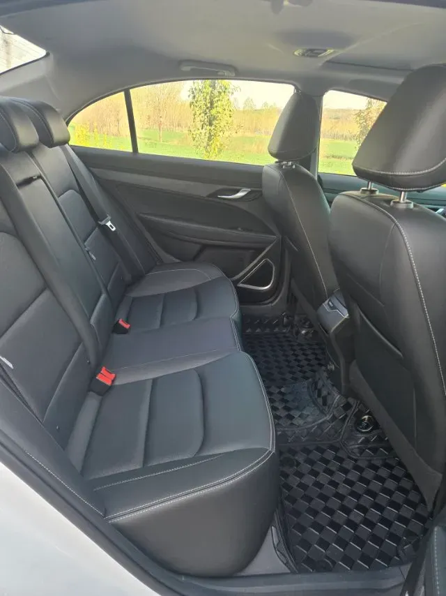 2021 Geely Coolray 1.4T 141HP L4 6MT,autocango,china used car exporter,china ev exporter,chinese used car exporter,chinese used ev exporter