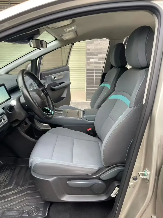 2023 GAC Trumpchi GS4 1.5T 177HP L4 6AT,autocango,china used car exporter,china ev exporter,chinese used car exporter,chinese used ev exporter