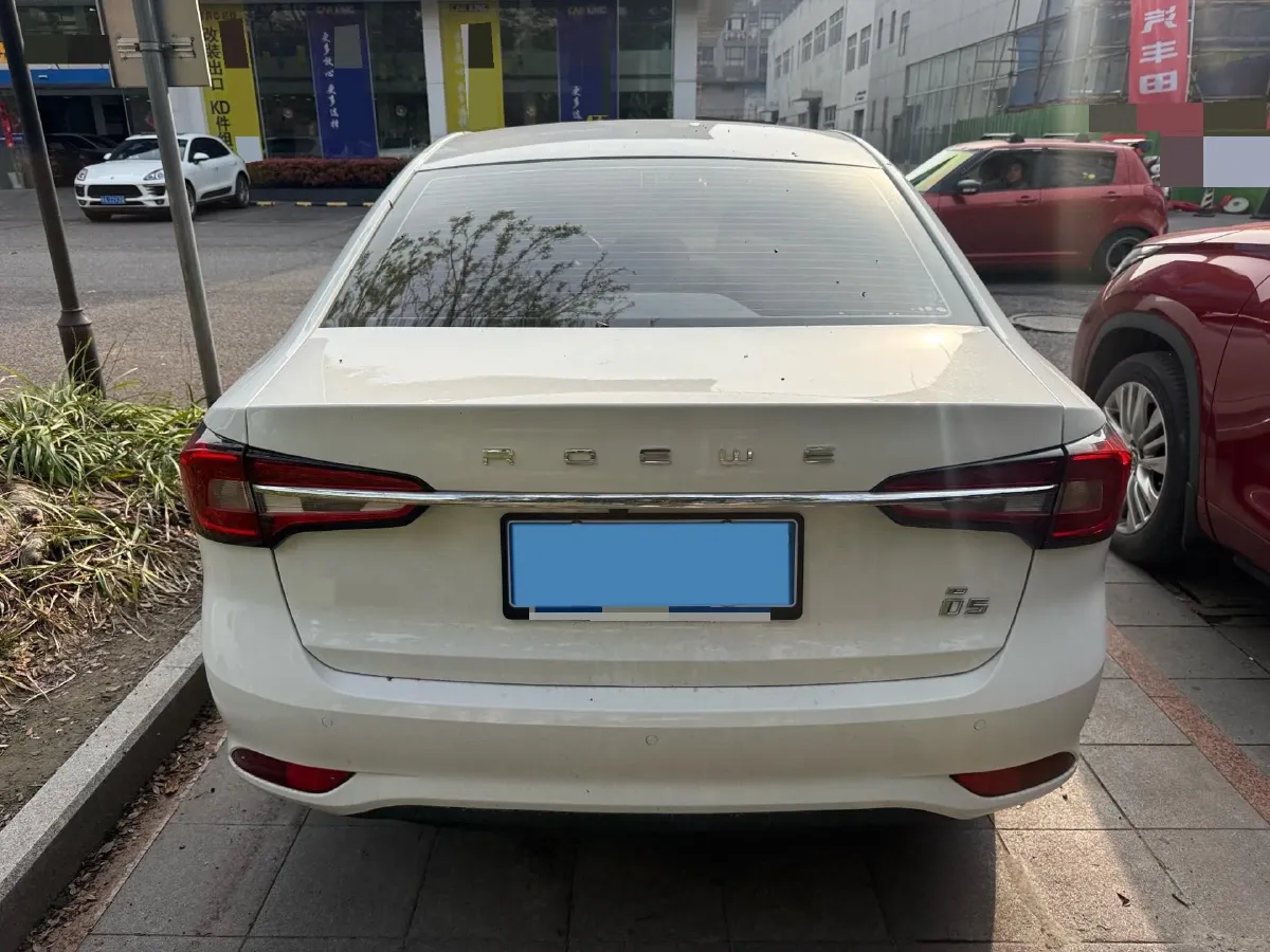 2019 Roewe i5 1.5L 120HP L4 CVT,autocango,china used car exporter,china ev exporter,chinese used car exporter,chinese used ev exporter