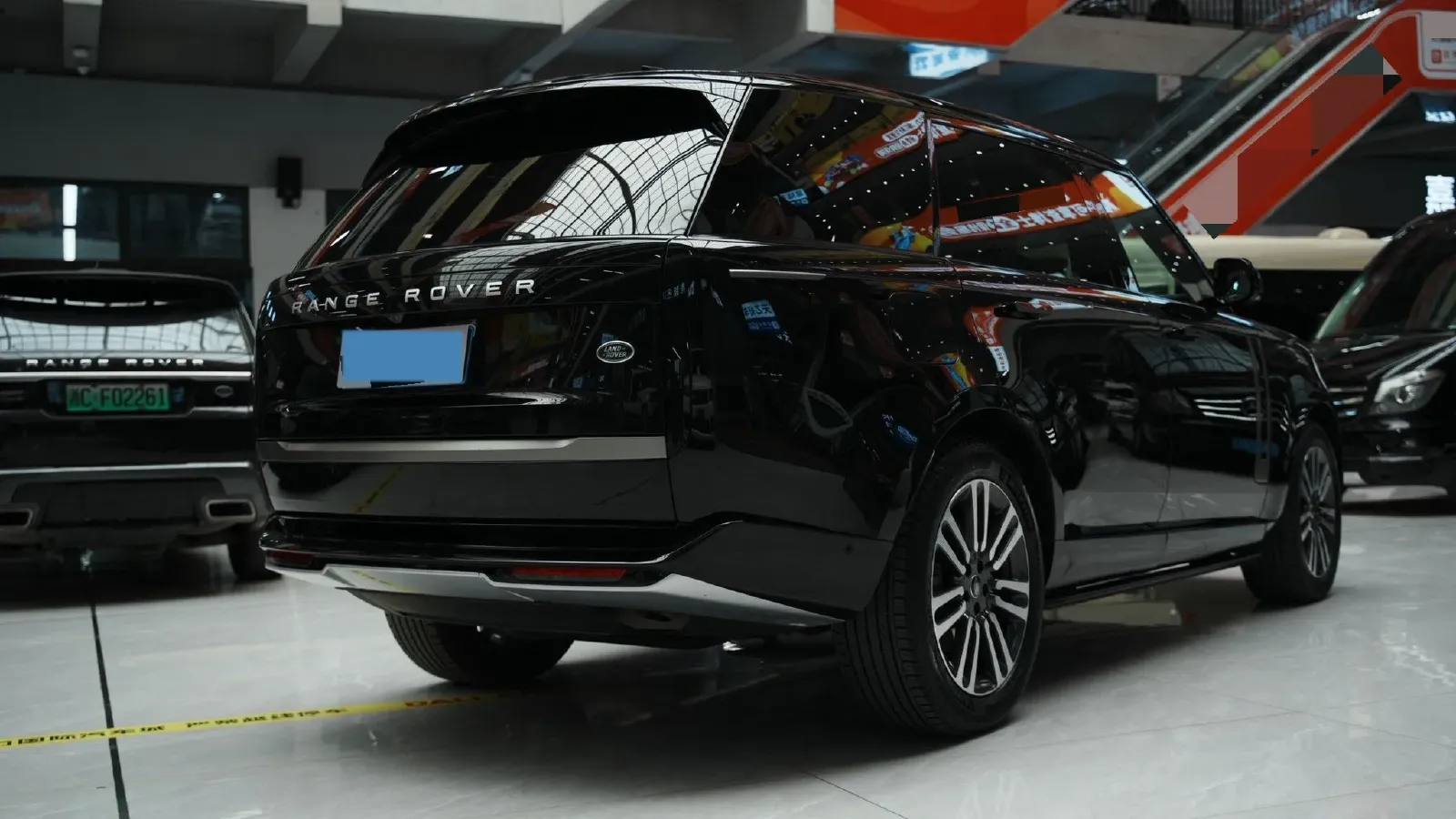 2024 Land Rover Range Rover 3.0T 400HP L6 8AT,autocango,china used car exporter,china ev exporter,chinese used car exporter,chinese used ev exporter