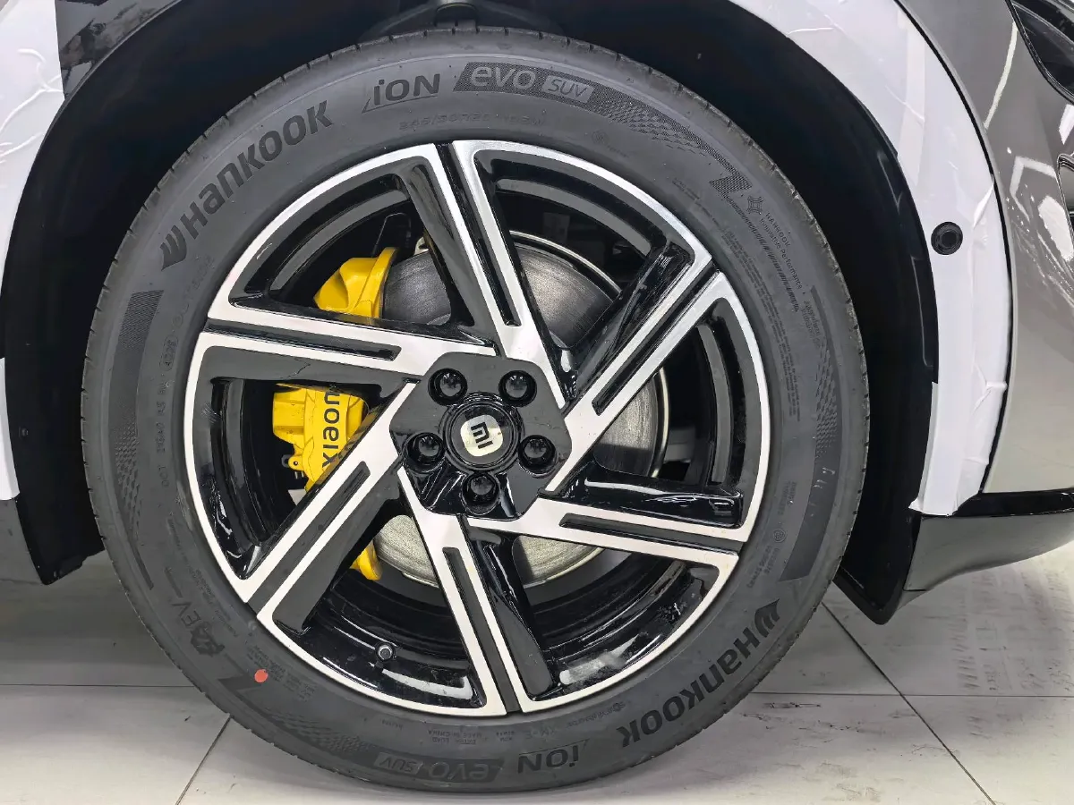 2025 MI YU7 BEV,autocango,china used car exporter,china ev exporter,chinese used car exporter,chinese used ev exporter