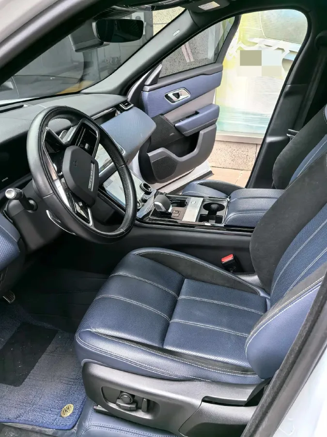 2021 Land Rover Range Rover Velar 2.0T 250HP L4 8AT,autocango,china used car exporter,china ev exporter,chinese used car exporter,chinese used ev exporter