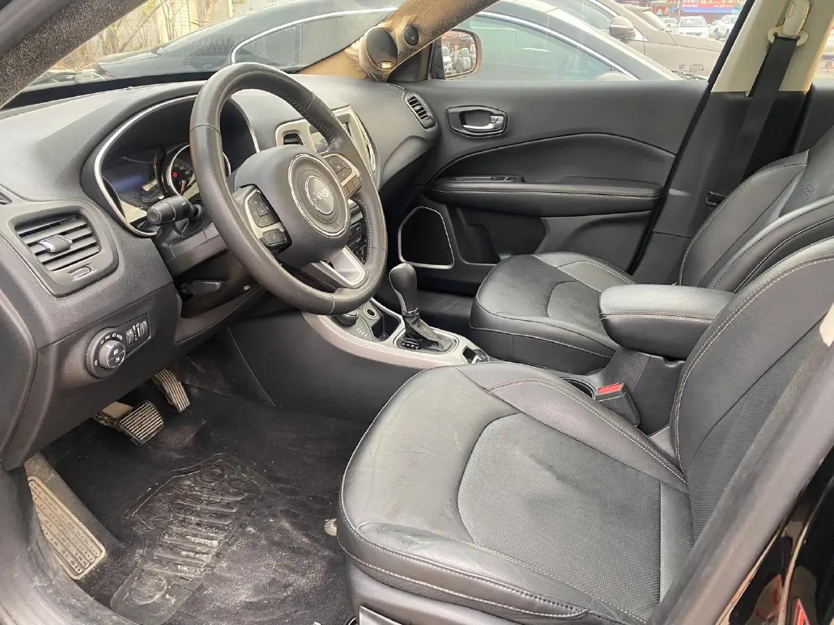 2018 Isuzu Mu-X 1.9T 163HP L4 6AT,autocango,china used car exporter,china ev exporter,chinese used car exporter,chinese used ev exporter