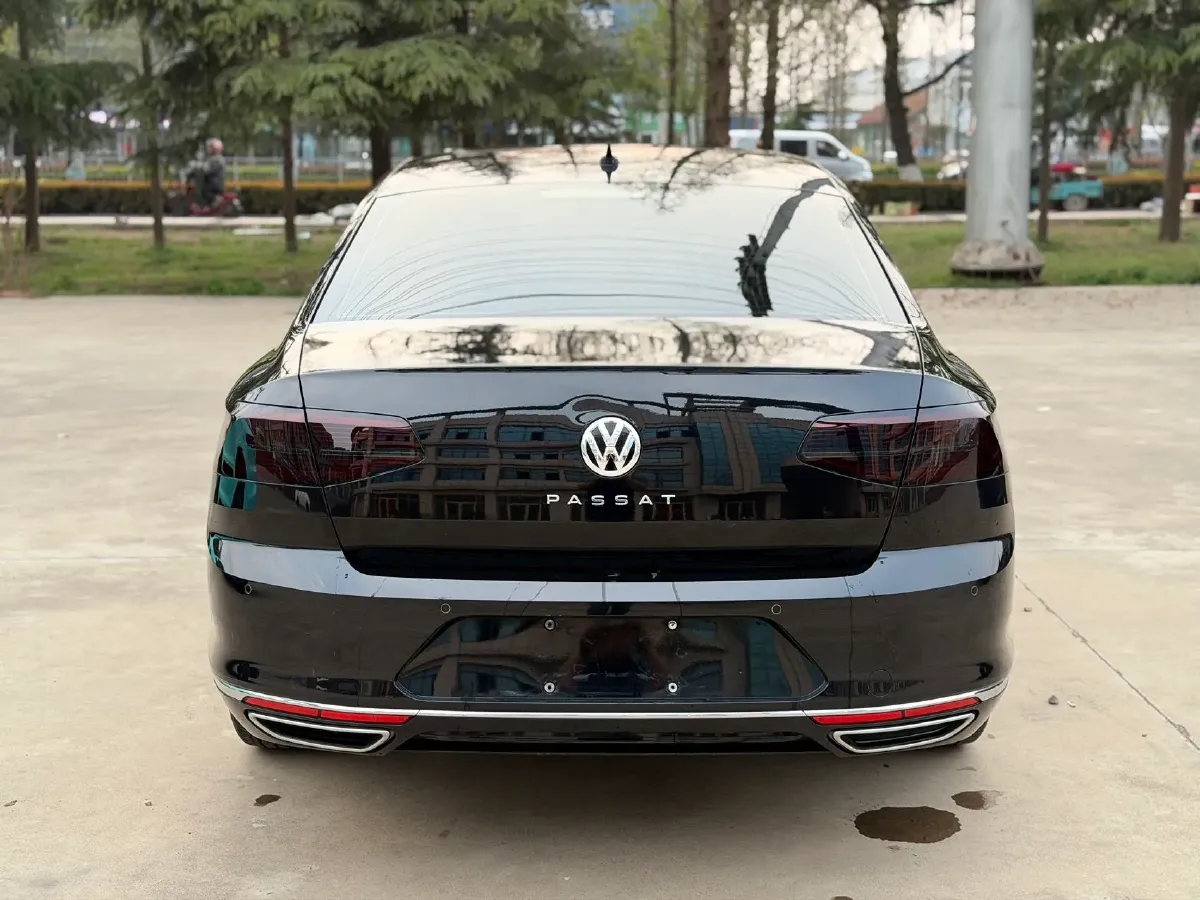 2019 Volkswagen Magotan 2.0T 186HP L4 7DCT,autocango,china used car exporter,china ev exporter,chinese used car exporter,chinese used ev exporter